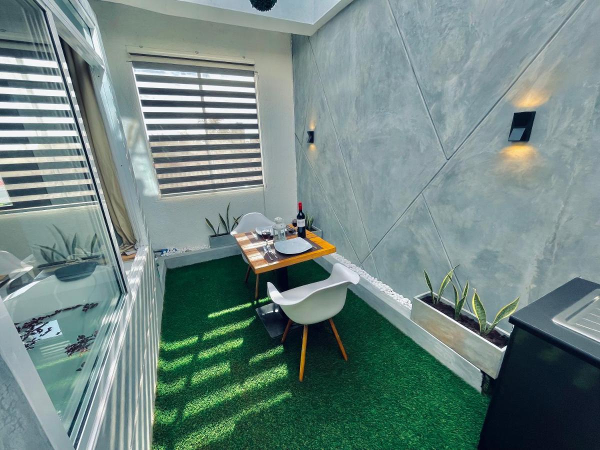 8 Plus Motels Negombo Buitenkant foto