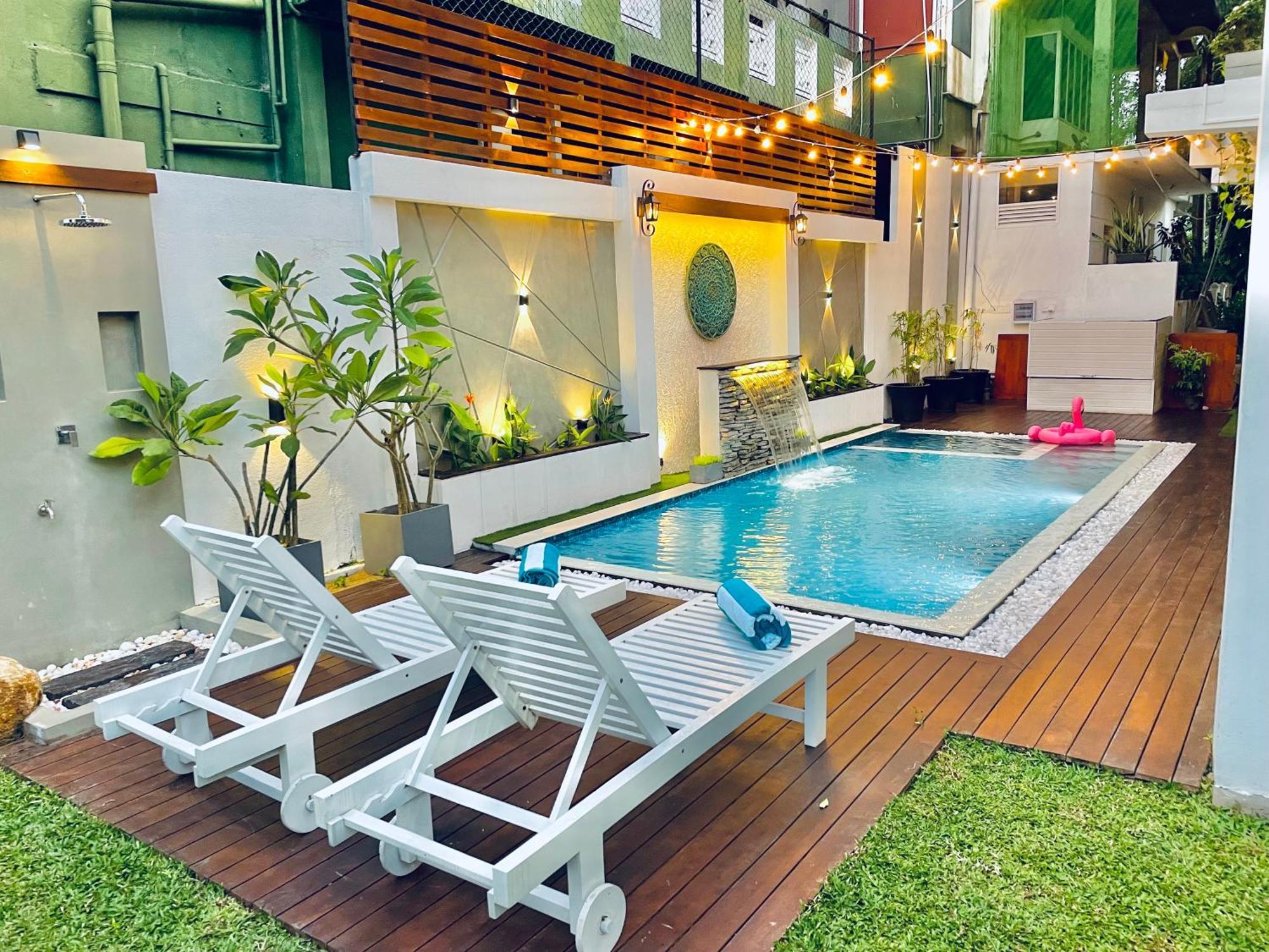 8 Plus Motels Negombo Buitenkant foto